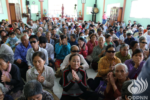 Quỹ Đạo Phật Ngày Nay - Tổng Kết Chương Trình Trao Quà Từ Thiện Và Trao Tặng Học Bổng Cho Học Sinh Nghèo Vượt Khó C101