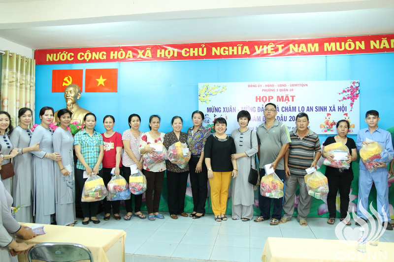 Quỹ Đạo Phật Ngày Nay - Tổng kết chương trình Quà Tết Yêu Thương - Đợt 2 tại TP. Hồ Chí Minh, Hà Tĩnh, Quảng Ngãi (C95)