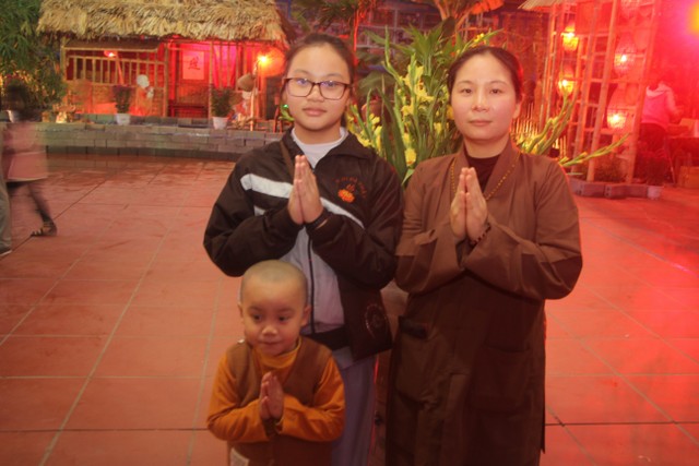 Thái Bình: Không khí đón giao thừa tại chùa Từ Xuyên