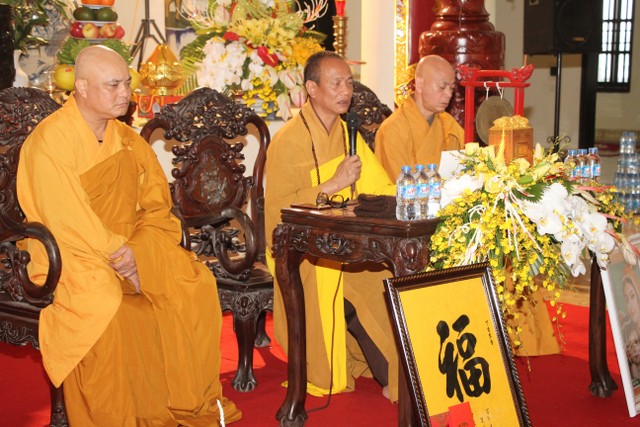 Nam Định: Lễ hằng thuận tại chùa Trúc Lâm Thiên Trường