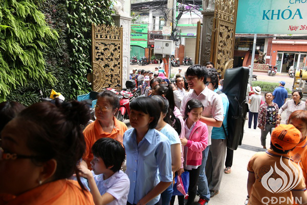 Quỹ Đạo Phật Ngày Nay - Tổng Kết Chương Trình  Trao Tặng Yêu Thương Cho Người Khiếm Thị C104