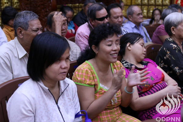 Quỹ Đạo Phật Ngày Nay - Tổng Kết Chương Trình  Trao Tặng Yêu Thương Cho Người Khiếm Thị C104
