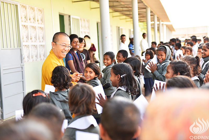Quỹ Đạo Phật Ngày Nay - Tổng Kết Chương Trình Trao Quà Từ Thiện Và Cúng Dường Trai Tăng Tại Ấn Độ (C103)