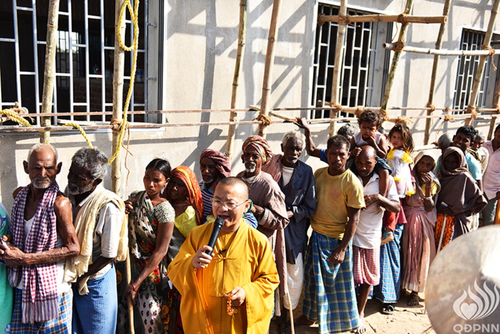Quỹ Đạo Phật Ngày Nay - Tổng Kết Chương Trình Trao Quà Từ Thiện Và Cúng Dường Trai Tăng Tại Ấn Độ (C103)