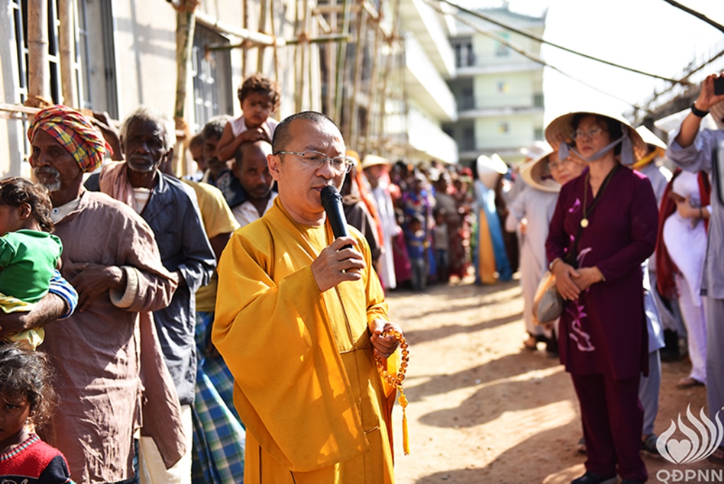 Quỹ Đạo Phật Ngày Nay - Tổng Kết Chương Trình Trao Quà Từ Thiện Và Cúng Dường Trai Tăng Tại Ấn Độ (C103)