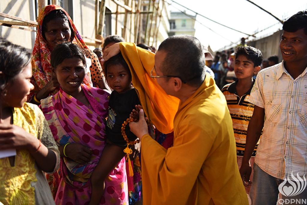 Quỹ Đạo Phật Ngày Nay - Tổng Kết Chương Trình Trao Quà Từ Thiện Và Cúng Dường Trai Tăng Tại Ấn Độ (C103)