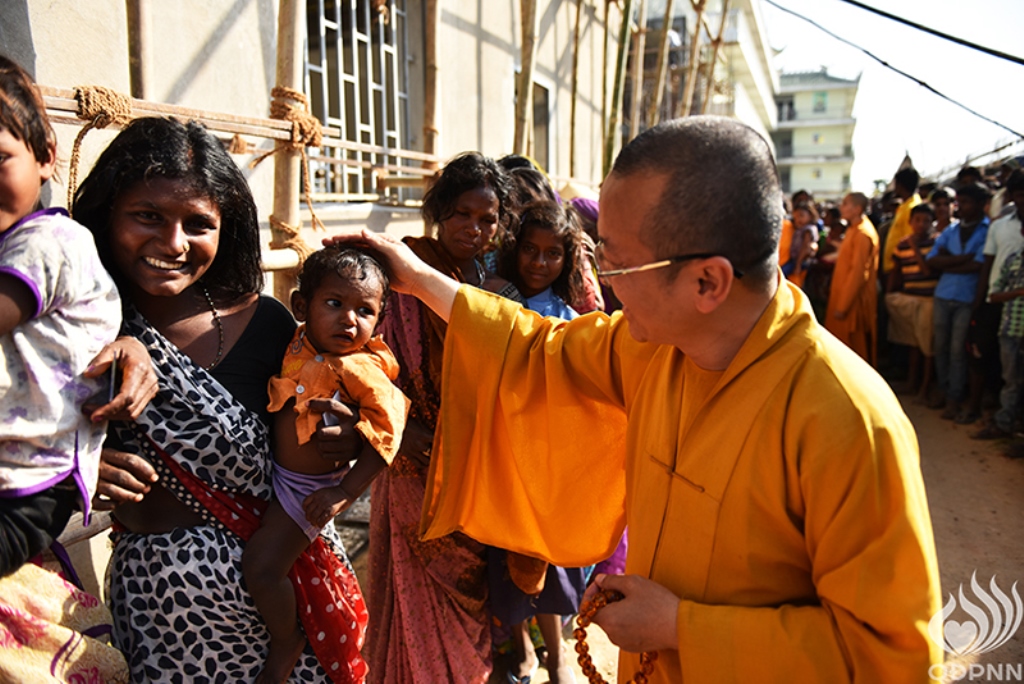 Quỹ Đạo Phật Ngày Nay - Tổng Kết Chương Trình Trao Quà Từ Thiện Và Cúng Dường Trai Tăng Tại Ấn Độ (C103)
