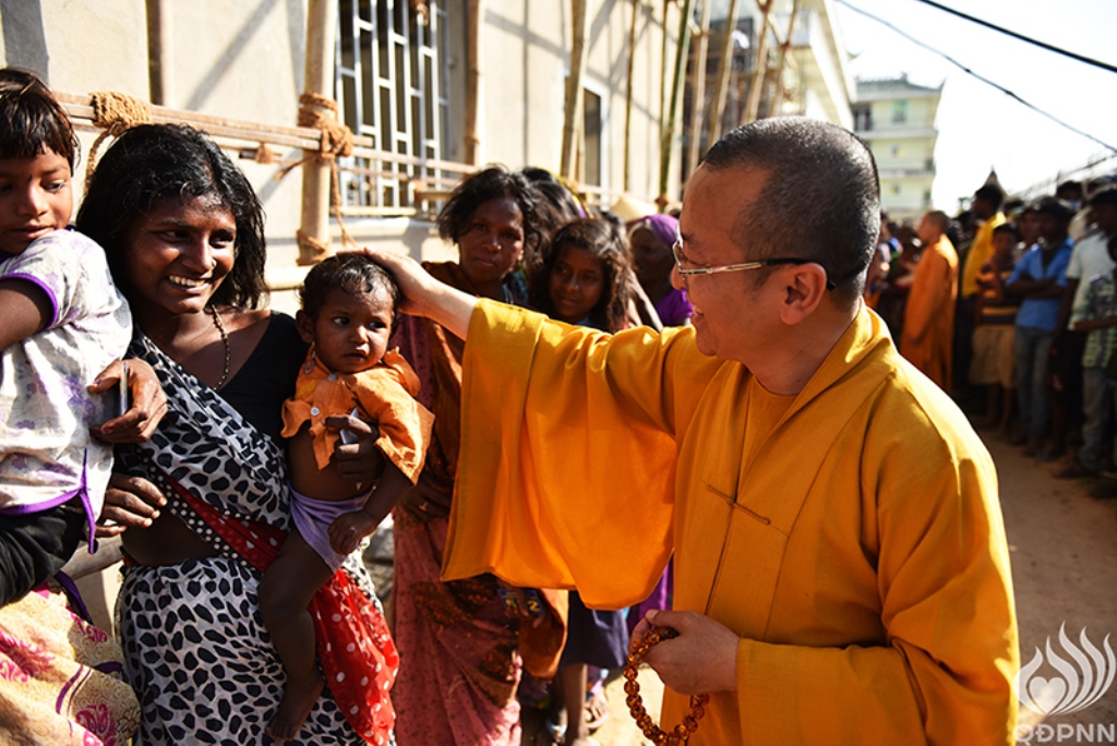 Quỹ Đạo Phật Ngày Nay - Tổng Kết Chương Trình Trao Quà Từ Thiện Và Cúng Dường Trai Tăng Tại Ấn Độ (C103)