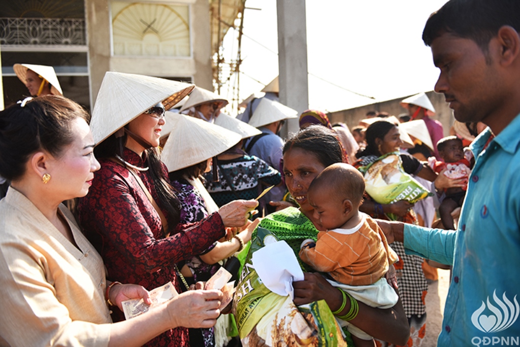 Quỹ Đạo Phật Ngày Nay - Tổng Kết Chương Trình Trao Quà Từ Thiện Và Cúng Dường Trai Tăng Tại Ấn Độ (C103)