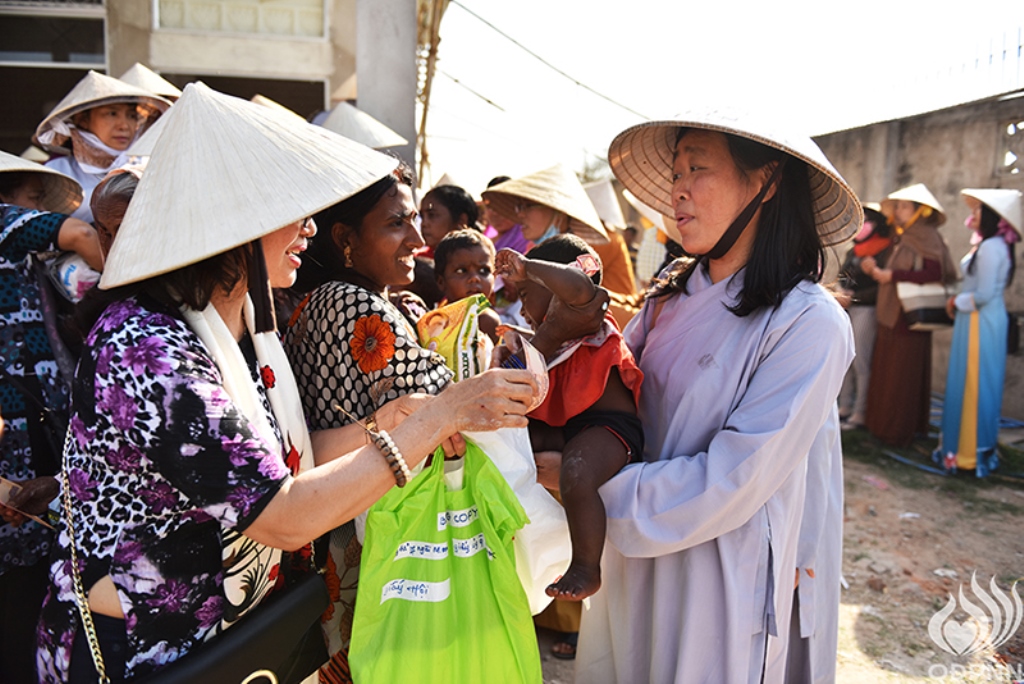 Quỹ Đạo Phật Ngày Nay - Tổng Kết Chương Trình Trao Quà Từ Thiện Và Cúng Dường Trai Tăng Tại Ấn Độ (C103)