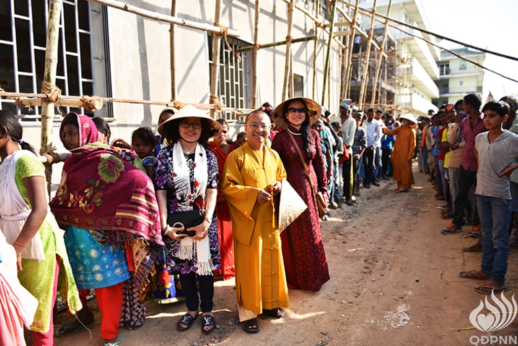 Quỹ Đạo Phật Ngày Nay - Tổng Kết Chương Trình Trao Quà Từ Thiện Và Cúng Dường Trai Tăng Tại Ấn Độ (C103)