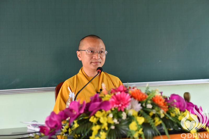 Quỹ Đạo Phật Ngày Nay Cúng Dường Tăng Ni Tại Trường Trung Cấp Phật Học Tại Vĩnh Long (C98)