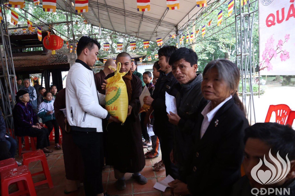 Quỹ Đạo Phật Ngày Nay - Tổng kết chương trình Quà Tết Yêu Thương - Đợt 2 tại TP. Hồ Chí Minh, Hà Tĩnh, Quảng Ngãi (C95)