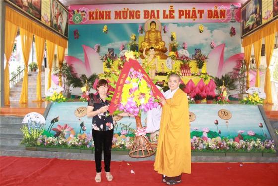Đón mừng Phật Đản PL. 2561 tại chùa Lễ Động-Triệu Sơn