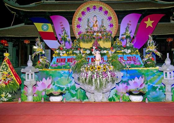 Tưng bừng đại lễ Phật đản Phật giáo huyện Nga Sơn