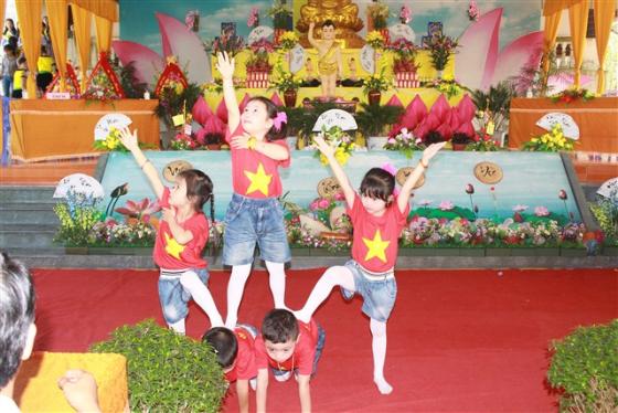 Đón mừng Phật Đản PL. 2561 tại chùa Lễ Động-Triệu Sơn