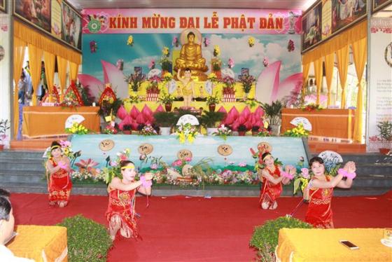 Đón mừng Phật Đản PL. 2561 tại chùa Lễ Động-Triệu Sơn