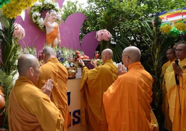 Chùa Liễu Quán, San Jose (Hoa Kỳ)  Tổ Chức Đại Lễ Vesak 2017
