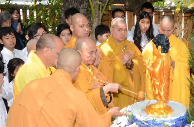 Chùa Liễu Quán, San Jose (Hoa Kỳ)  Tổ Chức Đại Lễ Vesak 2017