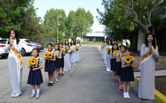 Đại Lễ Phật Đản Tại Niệm Phật Đường Fremont, Hoa Kỳ