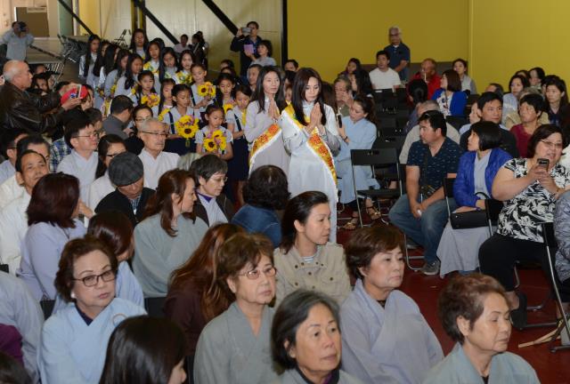 Đại Lễ Phật Đản Tại Niệm Phật Đường Fremont, Hoa Kỳ