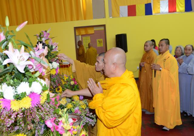 Đại Lễ Phật Đản Tại Niệm Phật Đường Fremont, Hoa Kỳ