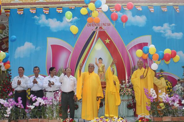 PG Đồng Tháp: Trang nghiêm lễ Phật Đản huyện Cao Lãnh
