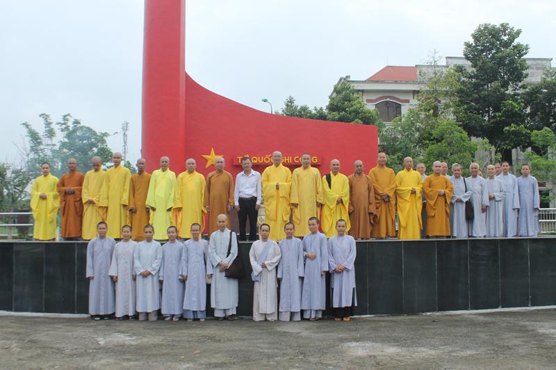 Phật Đản tại Đồng Tháp với việc làm hữu ích