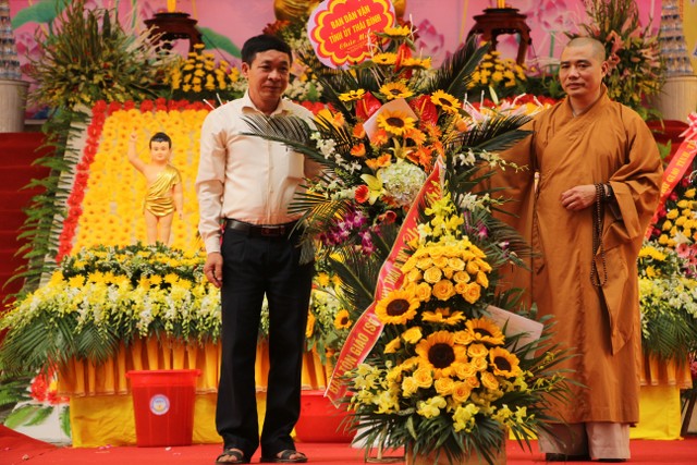 Thái Bình: Phật giáo Tiền Hải kính mừng Phật đản