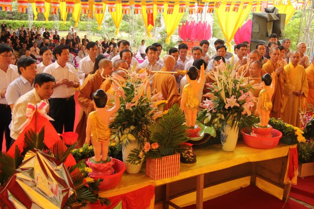 Thái Bình: Phật giáo Tiền Hải kính mừng Phật đản