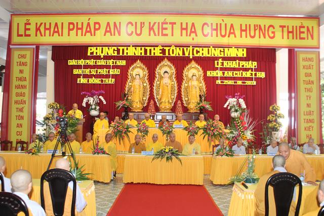 Đồng Tháp: Khai giảng an cư kiết hạ cho 304 chúng nội tự Chùa Hưng Thiền