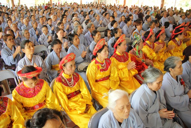 Thái Bình: Phật đản về với chùa Văn Môn