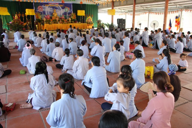 Thái Bình: Phật đản về với chùa Văn Môn