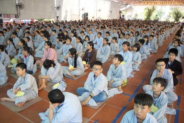 Thái Bình: SC.Hương Nhũ thuyết giảng tại Khóa tu sen hồng
