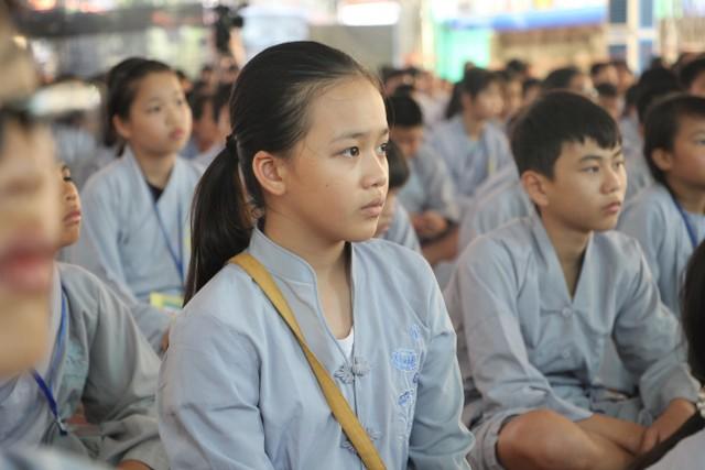Thái Bình: SC.Hương Nhũ thuyết giảng tại Khóa tu sen hồng