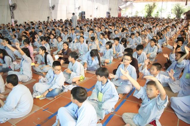 Thái Bình: SC.Hương Nhũ thuyết giảng tại Khóa tu sen hồng