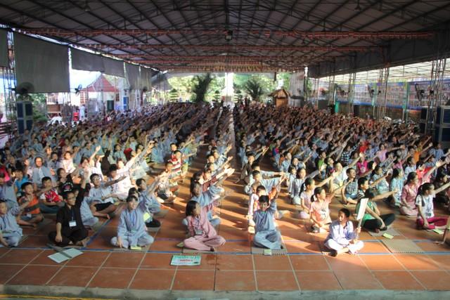 Thái Bình: Bế mạc khóa tu sen hồng chùa Từ Xuyên