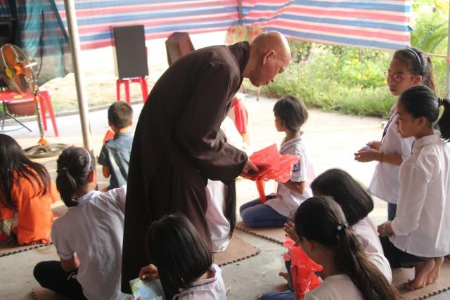 Thái Bình: Chùa An Phú tổ chức khóa tu “Ước mơ xanh”