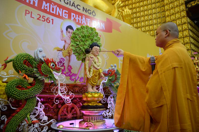 Chùa Giác Ngộ: Long trọng tổ chức chương trình đại lệ Phật đản PL. 2561 – DL. 2017