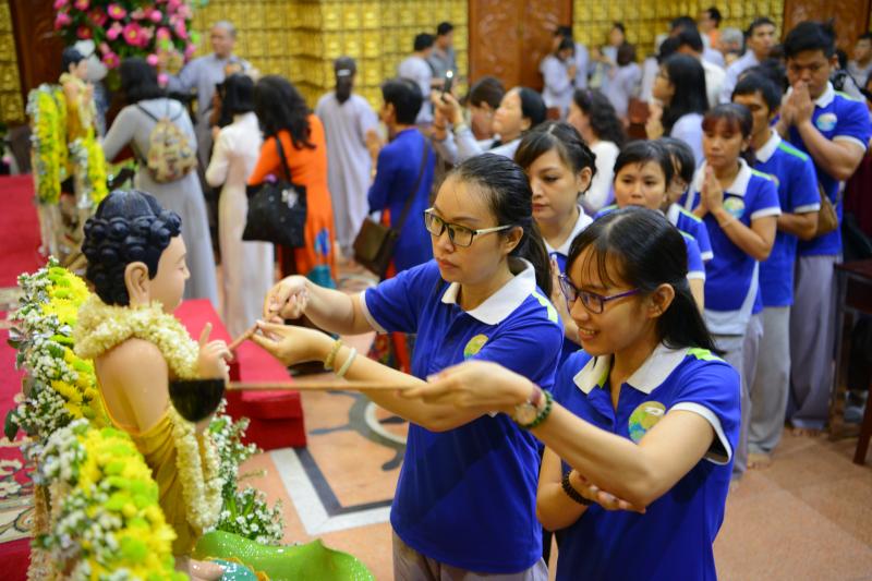 Chùa Giác Ngộ: Long trọng tổ chức chương trình đại lệ Phật đản PL. 2561 – DL. 2017