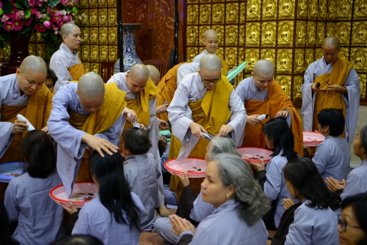 Thiêng liêng đại lễ xuất gia gieo duyên tại chùa Giác Ngộ