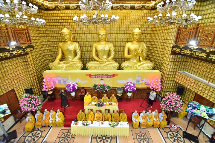 Thiêng liêng đại lễ xuất gia gieo duyên tại chùa Giác Ngộ