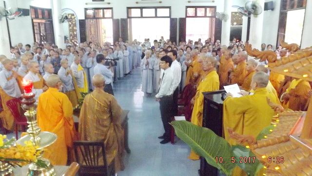 Thị xã Ninh Hòa trang nghiêm tổ chức Đại lễ Phật đản PL.2561