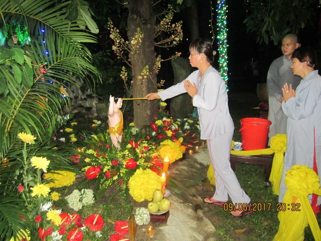 Trang nghiêm lễ tắm Phật tại Tổ đình Thiên Bửu