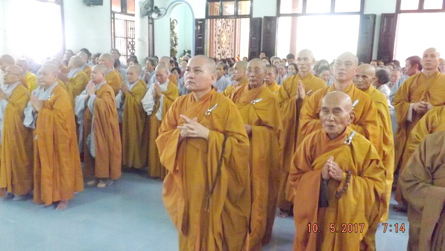 Thị xã Ninh Hòa trang nghiêm tổ chức Đại lễ Phật đản PL.2561