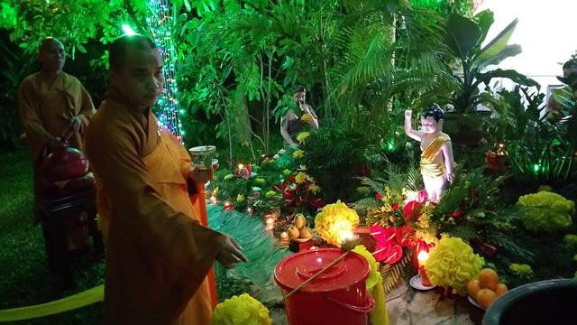 Trang nghiêm lễ tắm Phật tại Tổ đình Thiên Bửu