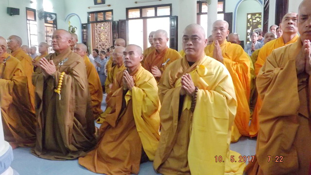 Thị xã Ninh Hòa trang nghiêm tổ chức Đại lễ Phật đản PL.2561