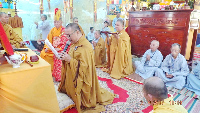 Chùa Linh Sơn Pháp Ấn: Lễ khai kinh mở đầu lễ khánh tạ lạc thành chánh điện.