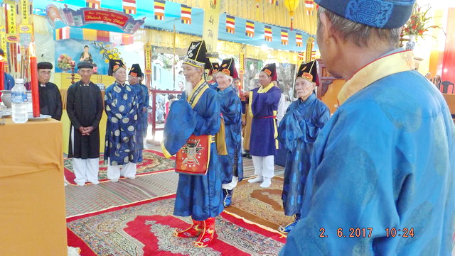 Chùa Linh Sơn Pháp Ấn: Lễ khai kinh mở đầu lễ khánh tạ lạc thành chánh điện.