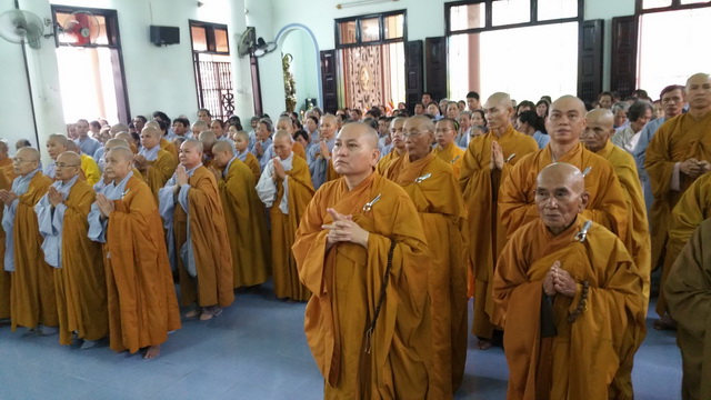 Thị xã Ninh Hòa trang nghiêm tổ chức Đại lễ Phật đản PL.2561